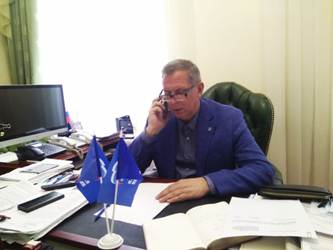 Владимир Попков ответил на вопросы граждан в рамках дистанционного общения